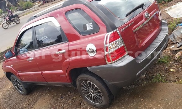Buy Used Kia Sportage Red Car in Conakry in Conakry Buy Used Kia Sportage Red Car in Conakry in Conakry