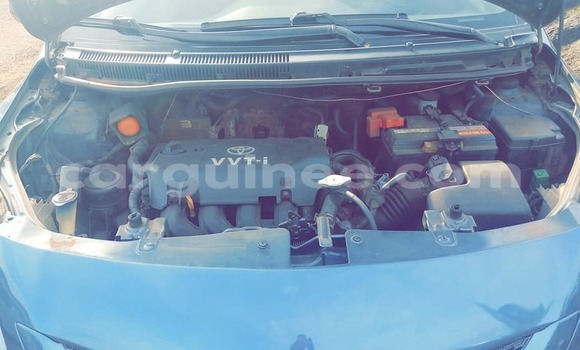 Buy Used Toyota Yaris Blue Car in Conakry in Conakry Buy Used Toyota Yaris Blue Car in Conakry in Conakry