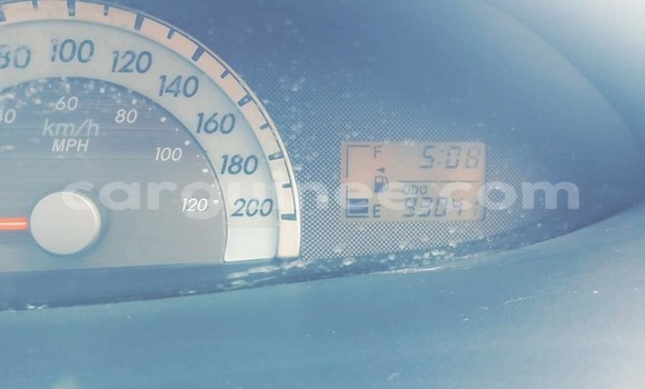 Buy Used Toyota Yaris Blue Car in Conakry in Conakry Buy Used Toyota Yaris Blue Car in Conakry in Conakry