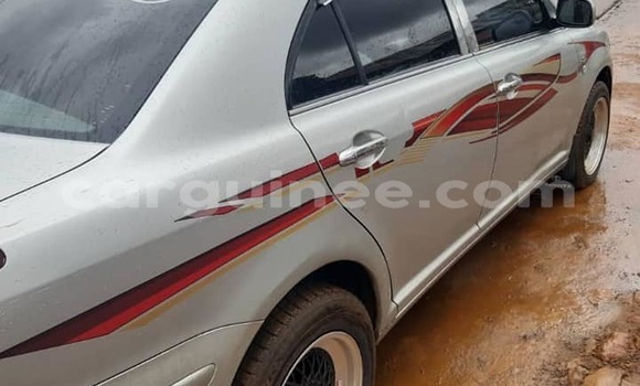 Buy Used Toyota Avensis Silver Car in Conakry in Conakry Buy Used Toyota Avensis Silver Car in Conakry in Conakry