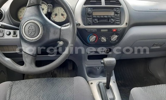 Buy Used Toyota RAV4 Silver Car in Conakry in Conakry Buy Used Toyota RAV4 Silver Car in Conakry in Conakry