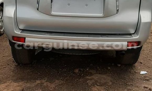 Buy Used Toyota Land Cruiser Prado Silver Car in Conakry in Conakry Buy Used Toyota Land Cruiser Prado Silver Car in Conakry in Conakry