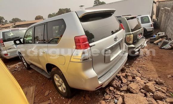 Buy Used Toyota Land Cruiser Prado Silver Car in Conakry in Conakry Buy Used Toyota Land Cruiser Prado Silver Car in Conakry in Conakry