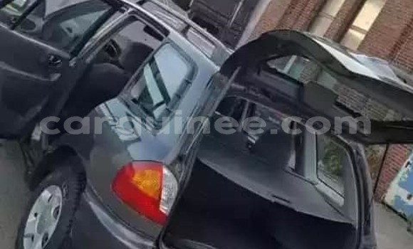 Buy Used Hyundai Santa Fe Black Car in Conakry in Conakry Buy Used Hyundai Santa Fe Black Car in Conakry in Conakry