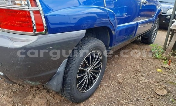 Buy Used Kia Sportage Blue Car in Conakry in Conakry