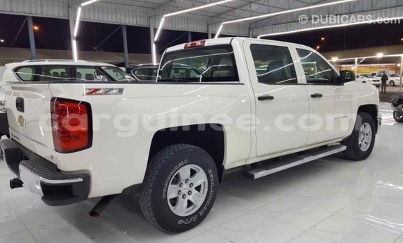 Buy Import Chevrolet Silverado White Car in Import - Dubai in Conakry Buy Import Chevrolet Silverado White Car in Import - Dubai in Conakry