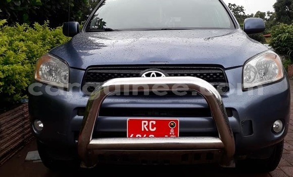 Buy Used Toyota RAV4 Blue Car in Conakry in Conakry Buy Used Toyota RAV4 Blue Car in Conakry in Conakry