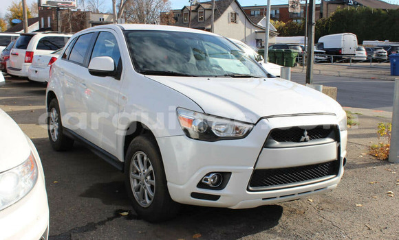 Acheter Occasion Voiture Mitsubishi RVR Blanc à Conakry, Conakry