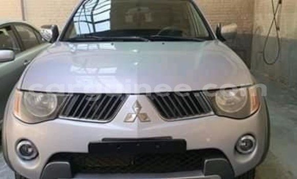 Acheter Occasion Voiture Mitsubishi L200 Gris à Conakry, Conakry Acheter Occasion Voiture Mitsubishi L200 Gris à Conakry, Conakry