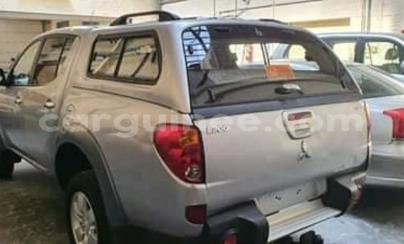 Acheter Occasion Voiture Mitsubishi L200 Gris à Conakry, Conakry Acheter Occasion Voiture Mitsubishi L200 Gris à Conakry, Conakry