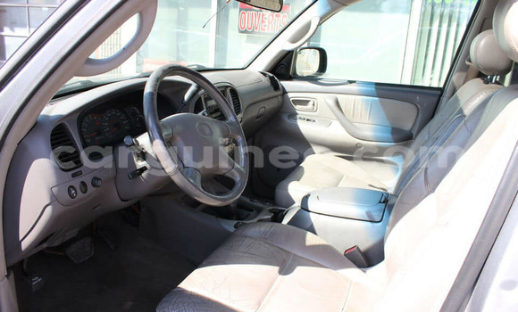Acheter Occasion Voiture Toyota Sequoia Gris à Conakry, Conakry Acheter Occasion Voiture Toyota Sequoia Gris à Conakry, Conakry