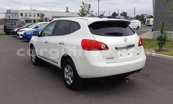 Acheter Occasion Voiture Nissan Rogue Blanc à Conakry, Conakry Acheter Occasion Voiture Nissan Rogue Blanc à Conakry, Conakry