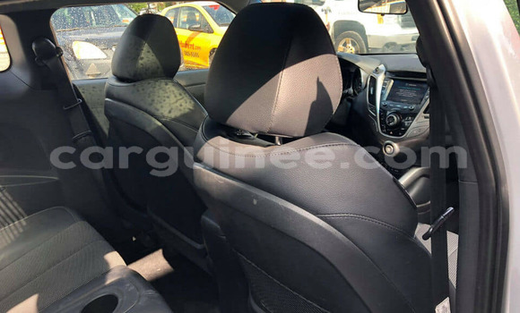 Acheter Occasion Voiture Hyundai Veloster Gris à Conakry, Conakry Acheter Occasion Voiture Hyundai Veloster Gris à Conakry, Conakry