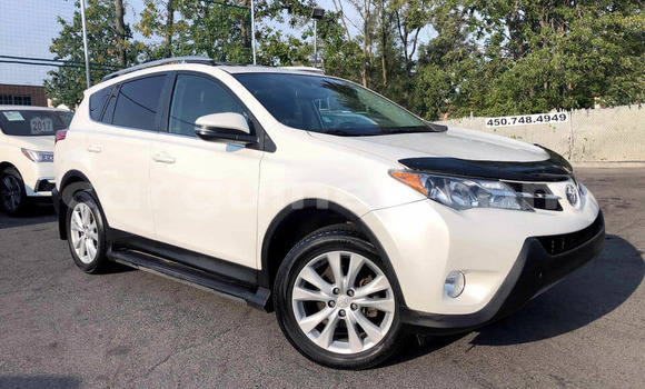 Acheter Occasion Voiture Toyota RAV4 Blanc à Conakry, Conakry Acheter Occasion Voiture Toyota RAV4 Blanc à Conakry, Conakry