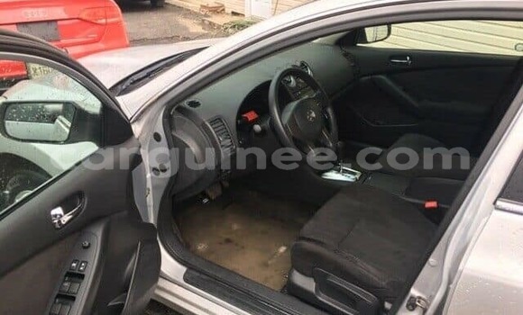 Acheter Occasion Voiture Nissan Almera Gris à Conakry, Conakry Acheter Occasion Voiture Nissan Almera Gris à Conakry, Conakry