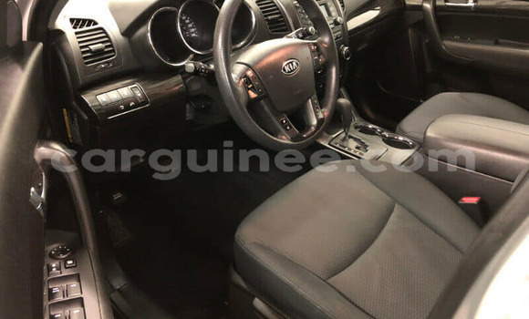 Acheter Occasion Voiture Kia Sorento Gris à Conakry, Conakry Acheter Occasion Voiture Kia Sorento Gris à Conakry, Conakry