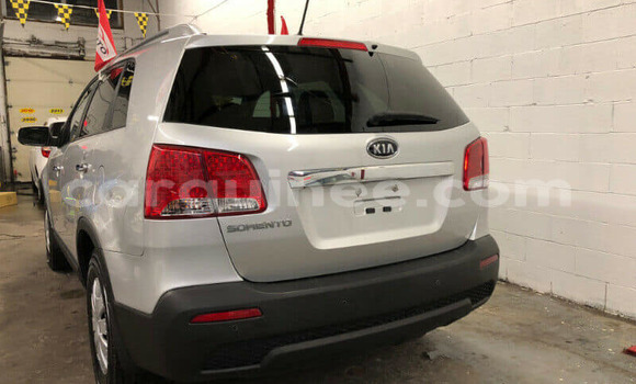 Acheter Occasion Voiture Kia Sorento Gris à Conakry, Conakry Acheter Occasion Voiture Kia Sorento Gris à Conakry, Conakry