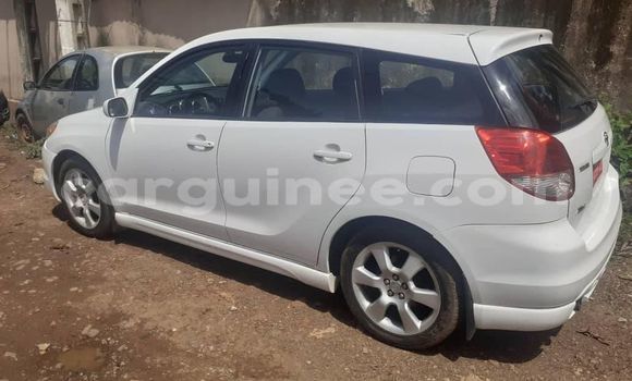 Buy Used Toyota Matrix White Car in Conakry in Conakry Buy Used Toyota Matrix White Car in Conakry in Conakry