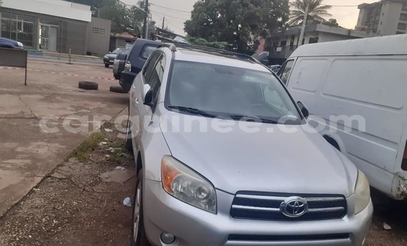 Buy Used Toyota RAV4 Silver Car in Conakry in Conakry Buy Used Toyota RAV4 Silver Car in Conakry in Conakry
