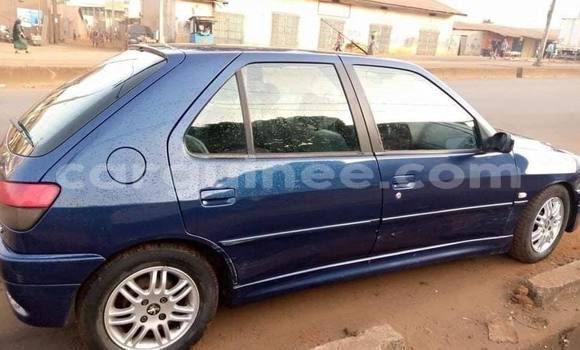 Acheter Occasion Voiture Peugeot 306 Bleu à Conakry, Conakry Acheter Occasion Voiture Peugeot 306 Bleu à Conakry, Conakry