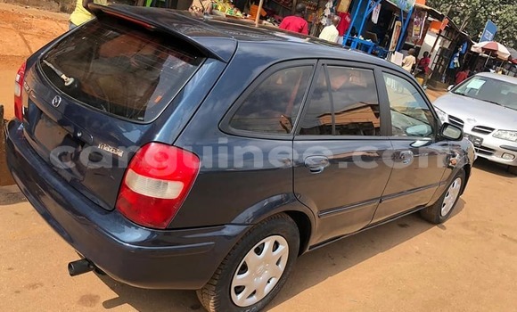 Acheter Occasion Voiture Mazda 323 Bleu à Conakry, Conakry Acheter Occasion Voiture Mazda 323 Bleu à Conakry, Conakry