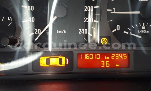 Acheter Occasion Voiture BMW 3–Series Bleu à Conakry, Conakry Acheter Occasion Voiture BMW 3–Series Bleu à Conakry, Conakry