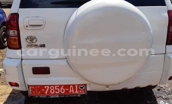 Acheter Occasion Voiture Toyota RAV4 Blanc à Conakry, Conakry Acheter Occasion Voiture Toyota RAV4 Blanc à Conakry, Conakry