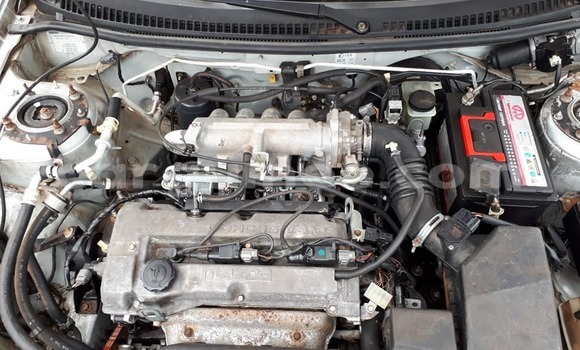 Acheter Occasion Voiture Mazda 323 Gris à Conakry, Conakry Acheter Occasion Voiture Mazda 323 Gris à Conakry, Conakry