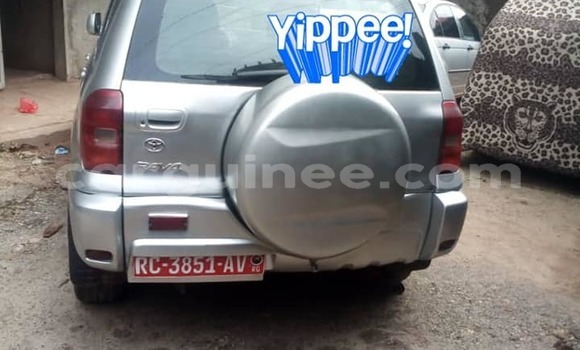 Acheter Occasion Voiture Toyota RAV4 Gris à Conakry, Conakry Acheter Occasion Voiture Toyota RAV4 Gris à Conakry, Conakry