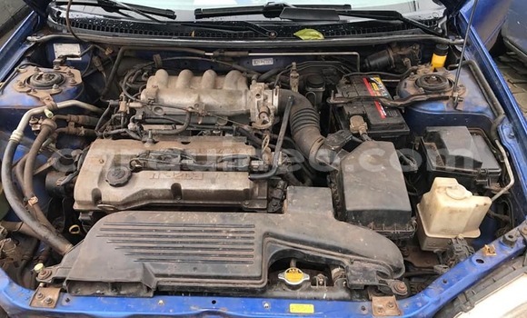 Acheter Occasion Voiture Mazda 323 Bleu à Conakry, Conakry Acheter Occasion Voiture Mazda 323 Bleu à Conakry, Conakry