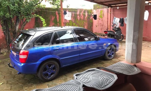 Acheter Occasion Voiture Mazda 323 Bleu à Conakry, Conakry Acheter Occasion Voiture Mazda 323 Bleu à Conakry, Conakry