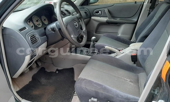 Acheter Occasion Voiture Mazda 323 Vert à Conakry, Conakry Acheter Occasion Voiture Mazda 323 Vert à Conakry, Conakry