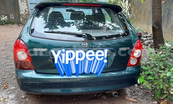 Acheter Occasion Voiture Mazda 323 Vert à Conakry, Conakry Acheter Occasion Voiture Mazda 323 Vert à Conakry, Conakry