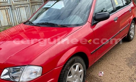 Acheter Occasion Voiture Mazda 323 Rouge à Conakry, Conakry Acheter Occasion Voiture Mazda 323 Rouge à Conakry, Conakry