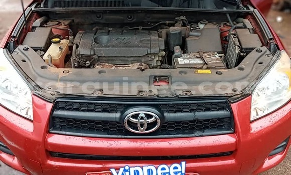 Acheter Occasion Voiture Toyota RAV4 Rouge à Conakry, Conakry Acheter Occasion Voiture Toyota RAV4 Rouge à Conakry, Conakry