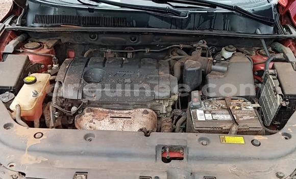 Acheter Occasion Voiture Toyota RAV4 Rouge à Conakry, Conakry Acheter Occasion Voiture Toyota RAV4 Rouge à Conakry, Conakry