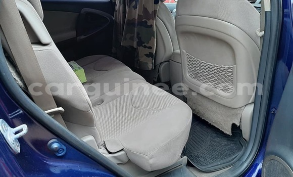 Acheter Occasion Voiture Toyota RAV4 Bleu à Conakry, Conakry Acheter Occasion Voiture Toyota RAV4 Bleu à Conakry, Conakry