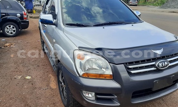 Buy Used Kia Sportage Silver Car in Conakry in Conakry