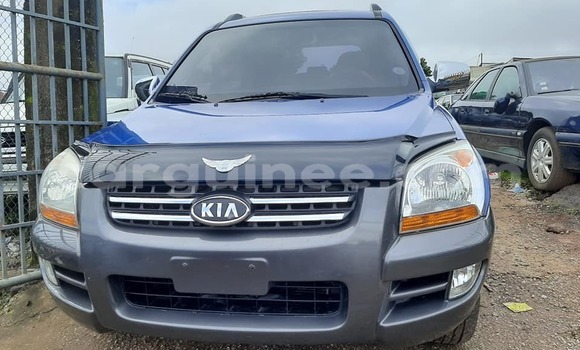 Buy Used Kia Sportage Blue Car in Conakry in Conakry Buy Used Kia Sportage Blue Car in Conakry in Conakry