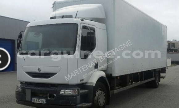 Acheter Occasion Voiture Renault Dokker Blanc à Conakry, Conakry Acheter Occasion Voiture Renault Dokker Blanc à Conakry, Conakry