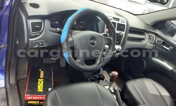 Buy Used Kia Sportage Blue Car in Conakry in Conakry Buy Used Kia Sportage Blue Car in Conakry in Conakry