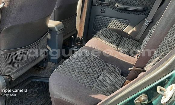 Acheter Occasion Voiture Toyota RAV4 Vert à Conakry, Conakry Acheter Occasion Voiture Toyota RAV4 Vert à Conakry, Conakry