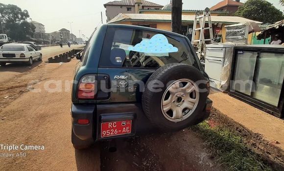 Acheter Occasion Voiture Toyota RAV4 Vert à Conakry, Conakry Acheter Occasion Voiture Toyota RAV4 Vert à Conakry, Conakry