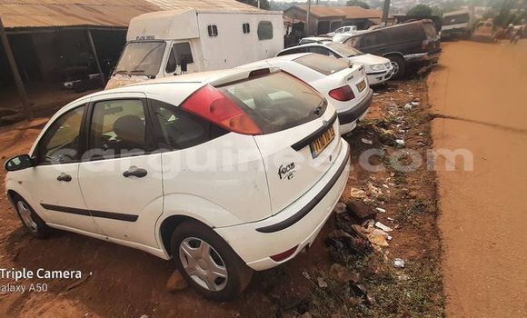 Acheter Occasion Voiture Ford Focus Blanc à Conakry, Conakry Acheter Occasion Voiture Ford Focus Blanc à Conakry, Conakry