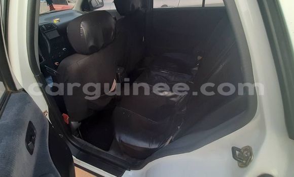 Buy Used Nissan Sunny White Car in Conakry in Conakry Buy Used Nissan Sunny White Car in Conakry in Conakry