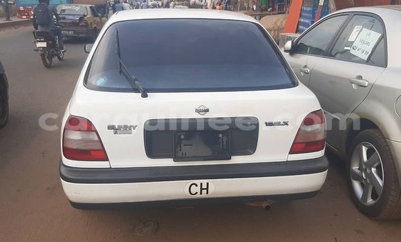 Buy Used Nissan Sunny White Car in Conakry in Conakry Buy Used Nissan Sunny White Car in Conakry in Conakry