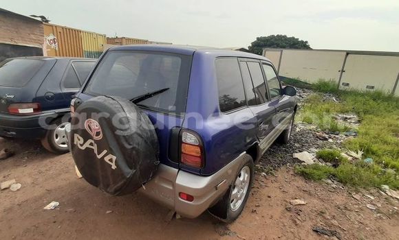 Acheter Occasion Voiture Toyota RAV4 Bleu à Conakry, Conakry Acheter Occasion Voiture Toyota RAV4 Bleu à Conakry, Conakry