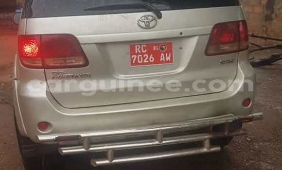 Acheter Occasion Voiture Toyota Fortuner Gris à Conakry, Conakry Acheter Occasion Voiture Toyota Fortuner Gris à Conakry, Conakry