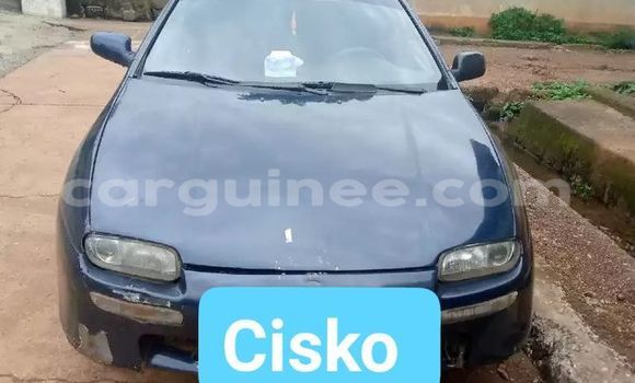 Acheter Occasion Voiture Mazda 323 Bleu à Conakry, Conakry Acheter Occasion Voiture Mazda 323 Bleu à Conakry, Conakry
