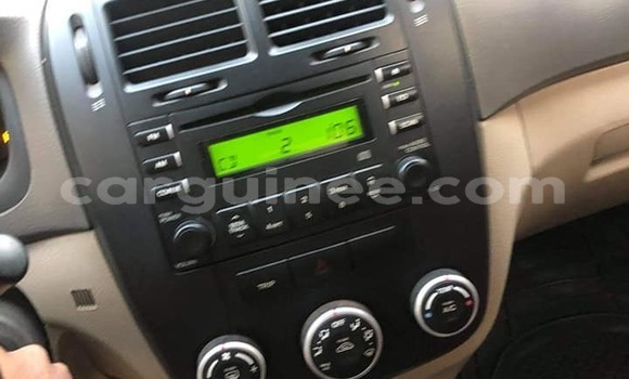 Acheter Occasion Voiture Kia Spectra Rouge à Conakry, Conakry Acheter Occasion Voiture Kia Spectra Rouge à Conakry, Conakry